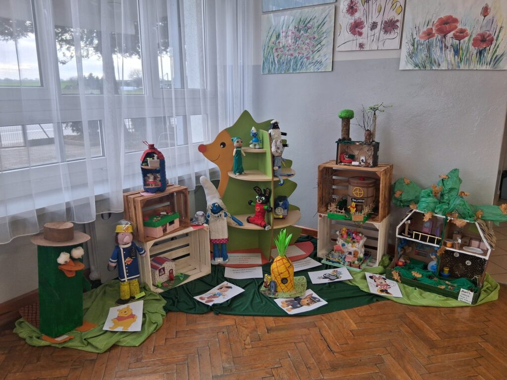 „ Moja postać bajki z recyklingu”, „ Mój wymarzony domek dla bohatera bajki  z recyklingu”