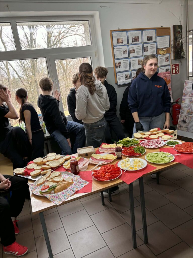Zdrowe kanapki na buty dla Dzieci z Afryki:)